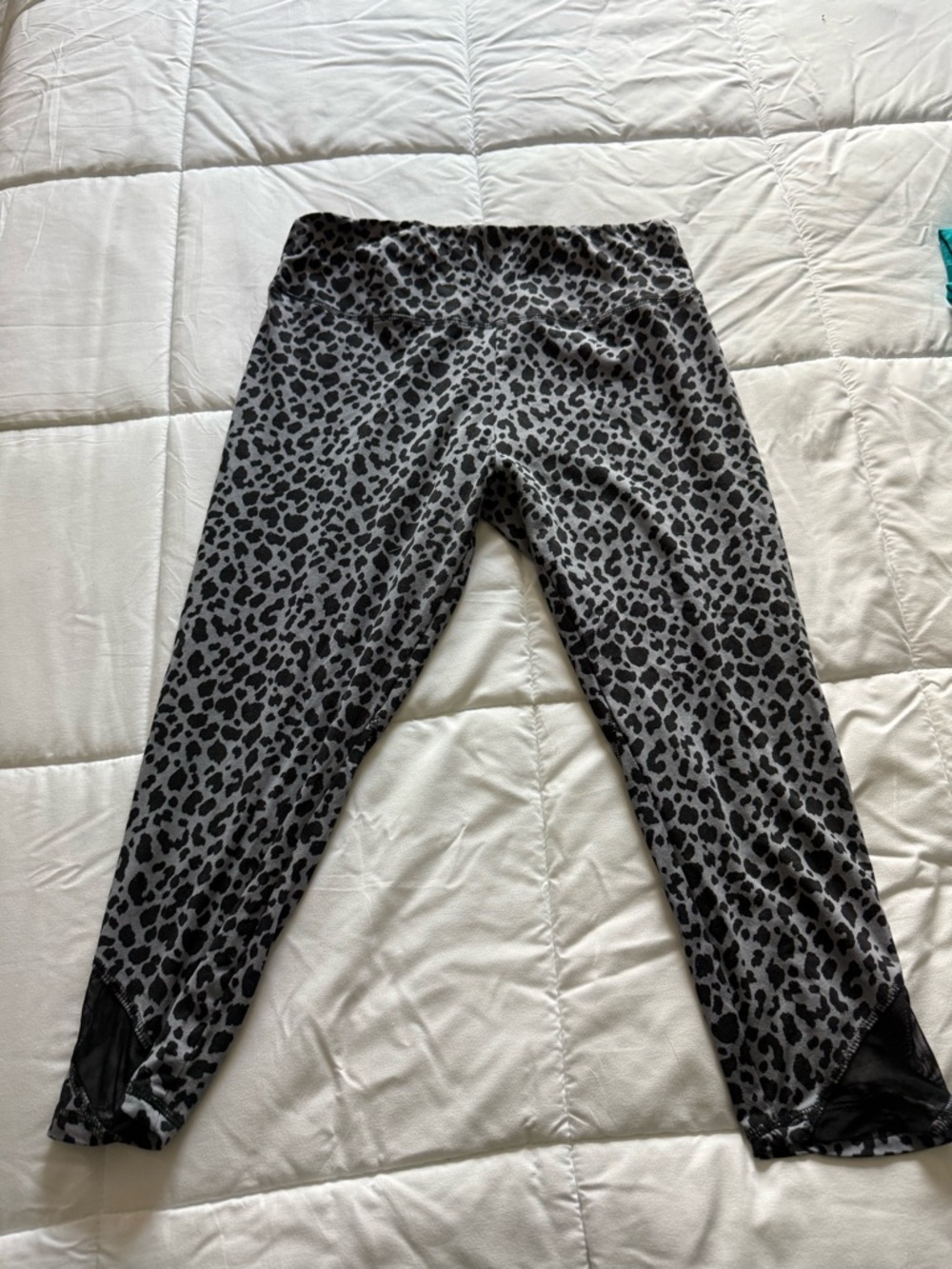 Serra Black and Gray Leopard-Print Leggings